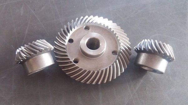 TRIADE INGRANAGGI SERIE INGRANAGGI TIPIO SERIE INGRANAGGI TIPIO 115/21