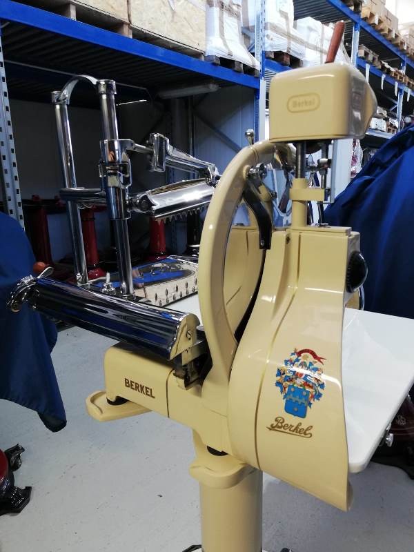 AFFETTATRICE A VOLANO BERKEL MOD. 9H