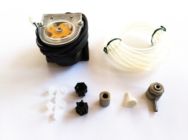 Pompa peristaltica detergente, reg. elettronica 0-3 lt/h con kit di montaggio