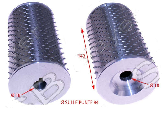 RULLO GRATTUGIA MARCA AMB INOX CON FLANGE Ø SULLE PUNTE 84 LUNGH.mm 143 Ø FORO 18